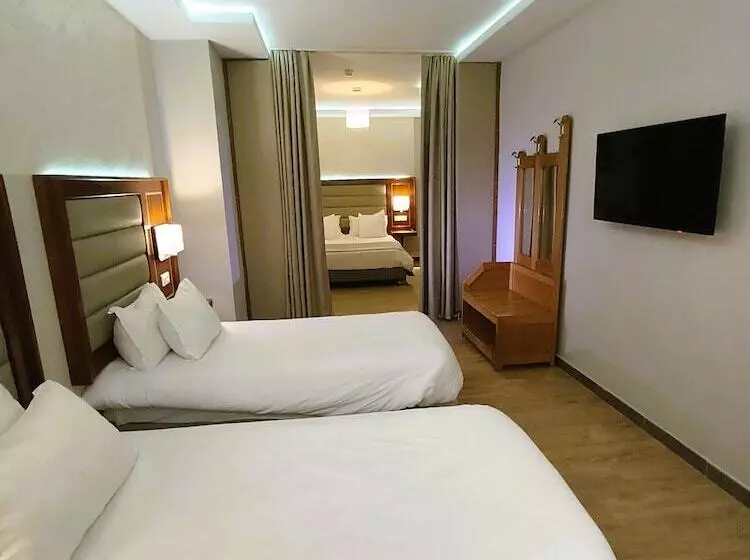 هتل Hôtel Auberge Des Sources