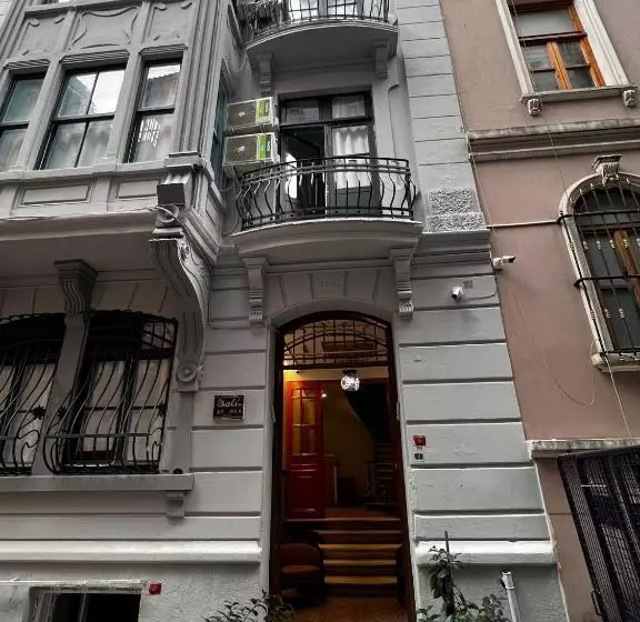 Hotelli Bali Star City