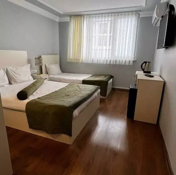 Hotelli Bali Star City