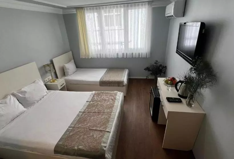 Hotelli Bali Star City