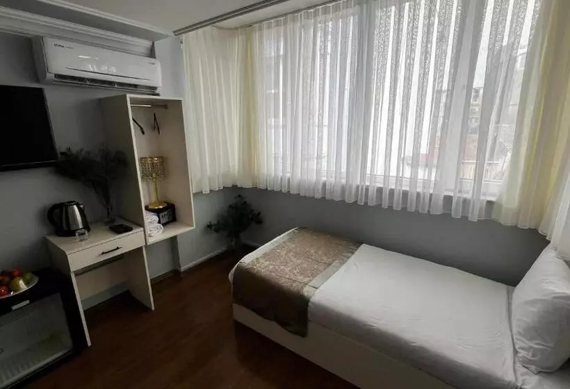 Hotelli Bali Star City