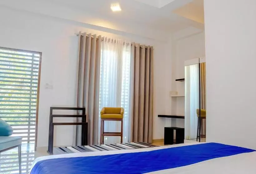 ホテル Ceylanro Transit Villa