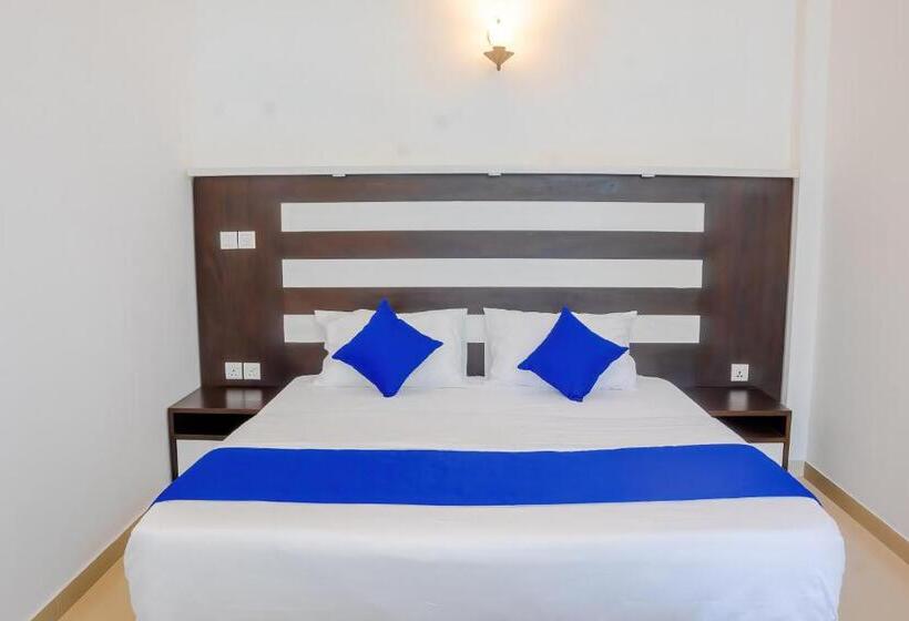 ホテル Ceylanro Transit Villa