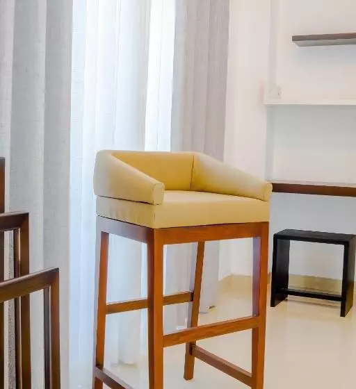 ホテル Ceylanro Transit Villa