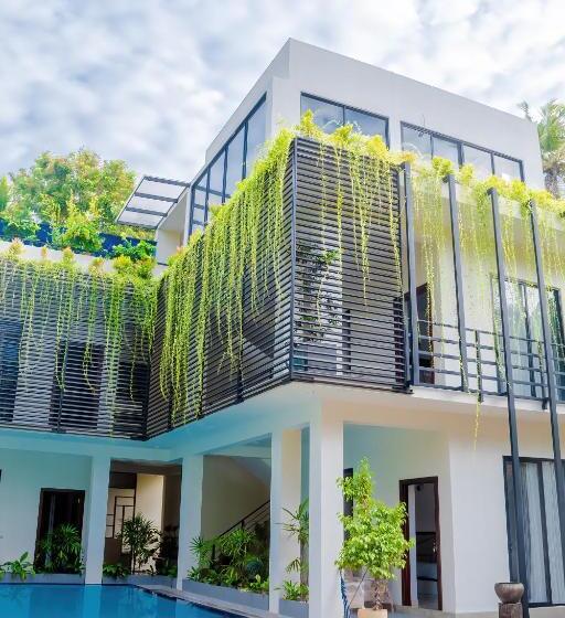 ホテル Ceylanro Transit Villa