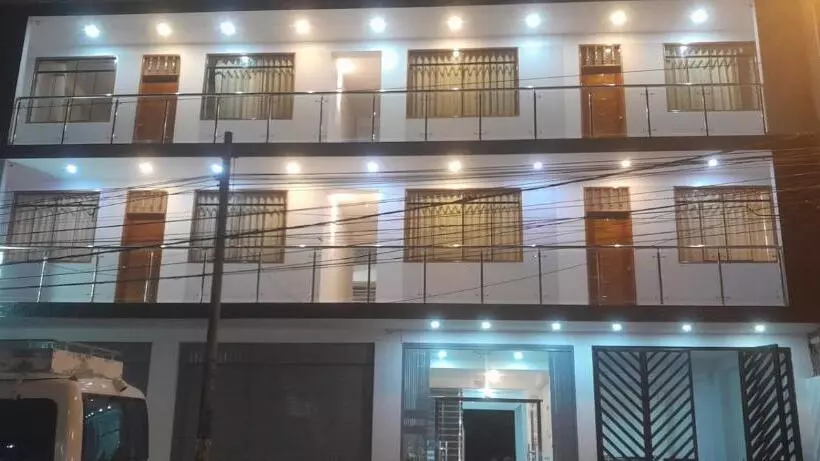 ホテル Inambari Golden