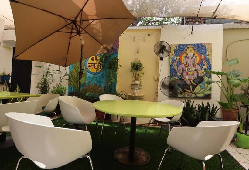 Hotel Krishna Guest House