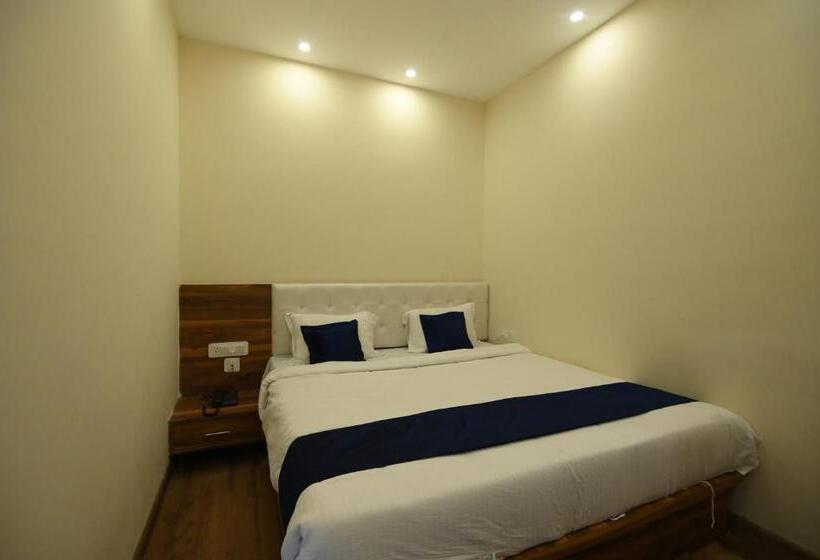 فندق Namastey Puri