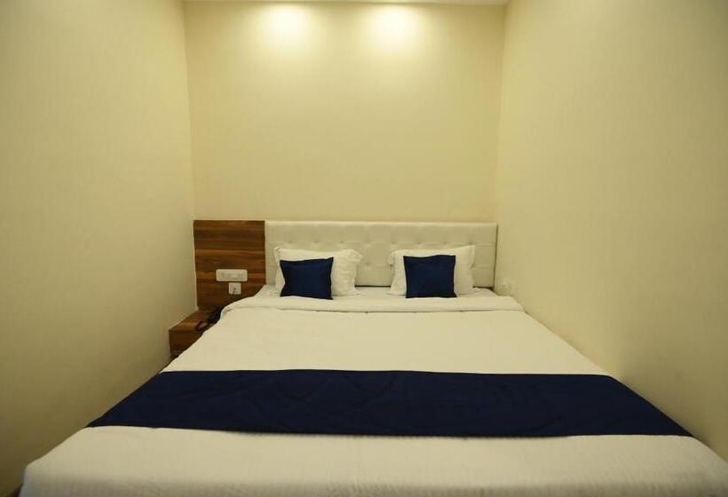 فندق Namastey Puri