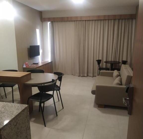 هتل Praias Do Lago