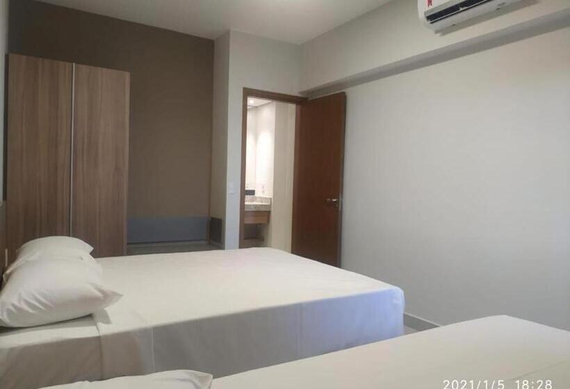 هتل Praias Do Lago