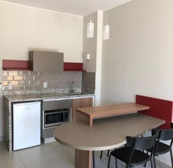 هتل Praias Do Lago