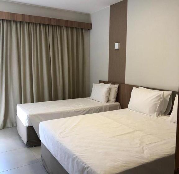 هتل Praias Do Lago