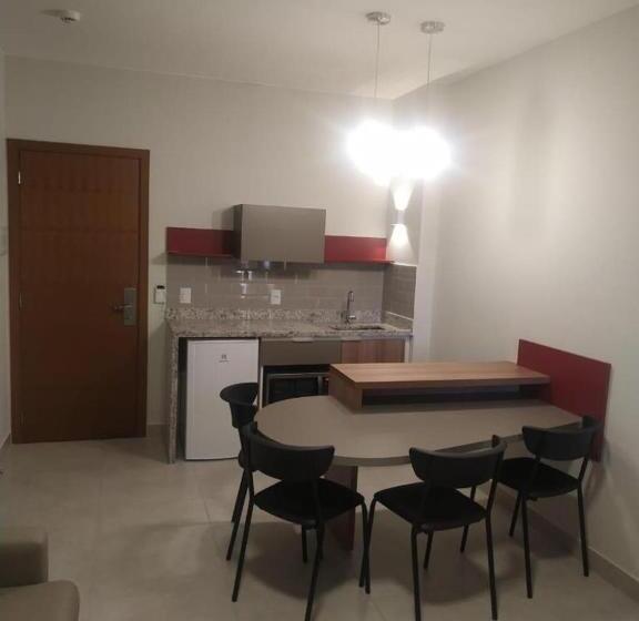 هتل Praias Do Lago