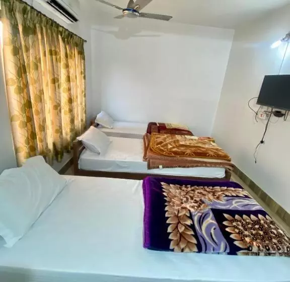 هتل Sova S Inn