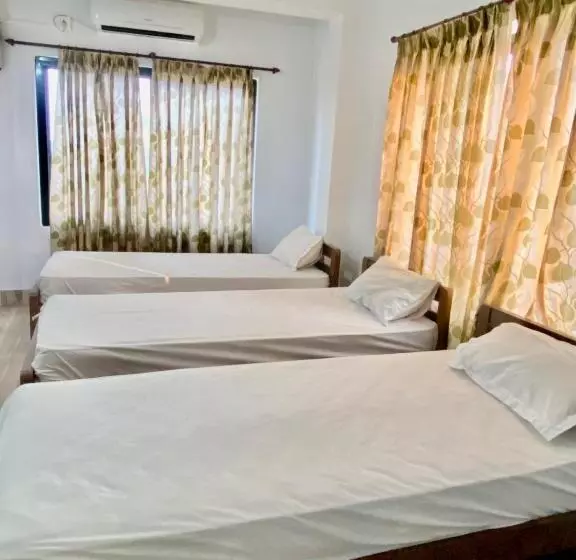 هتل Sova S Inn