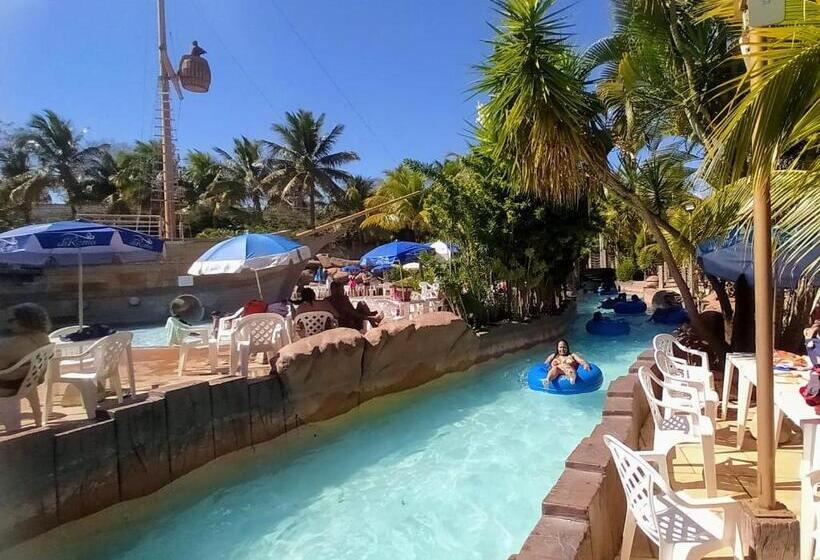 בית מלון כפרי Spazzio Diroma Com Parque Aquático Incluso