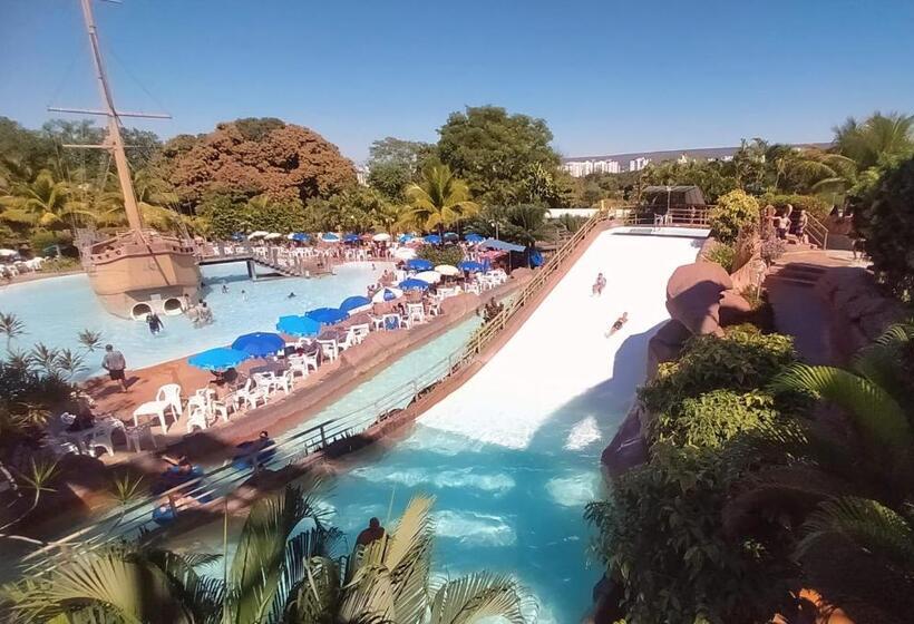 בית מלון כפרי Spazzio Diroma Com Parque Aquático Incluso