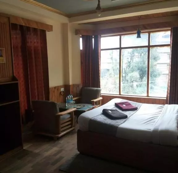 ホテル The Trance Hills Dharamshala