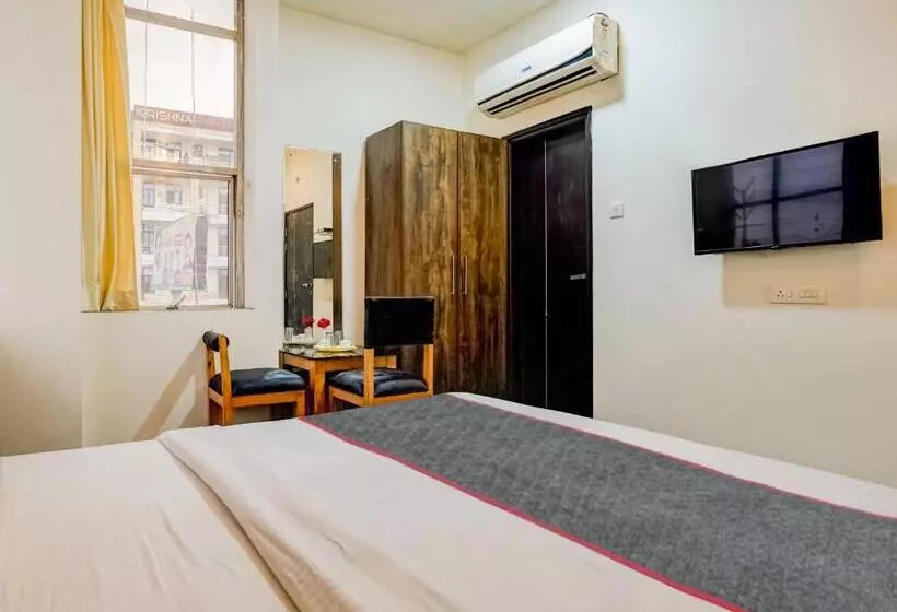Hotelli Townhouse Mng Platinum