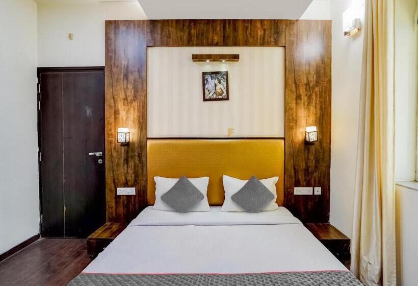 בית מלון כפרי Townhouse Mng Platinum