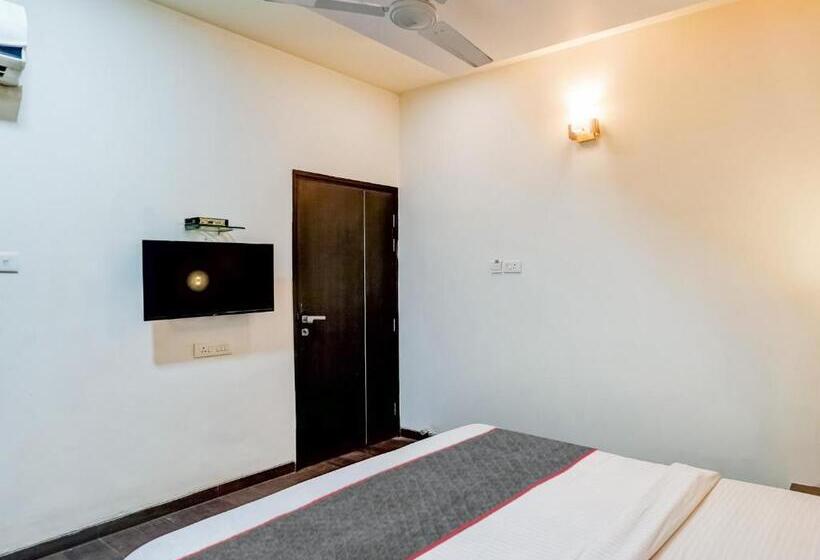 בית מלון כפרי Townhouse Mng Platinum