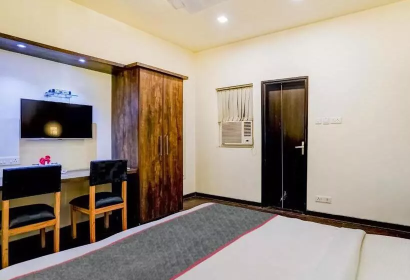 Hotelli Townhouse Mng Platinum