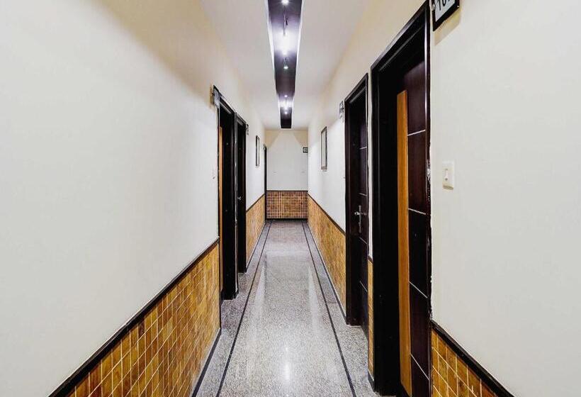 בית מלון כפרי Townhouse Mng Platinum