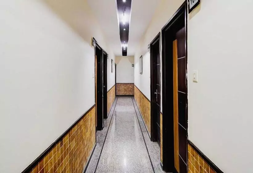 Hotelli Townhouse Mng Platinum