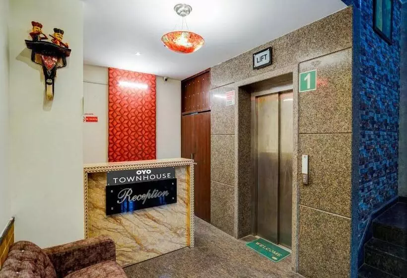 Hotelli Townhouse Mng Platinum
