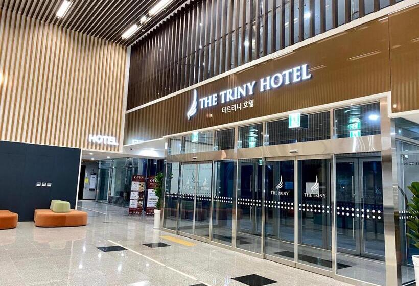 Hotel The Triny Urban Suites