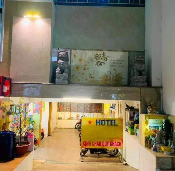 هتل Trung Bảo