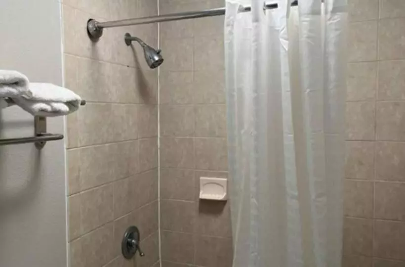 Motel 6 Baton Rouge, La East I 12