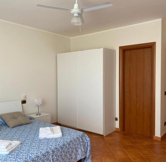 Пансион Baglio Quadrone Bovo Marina