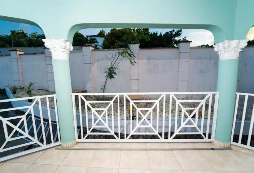 پانسیون Bell Air Seaview