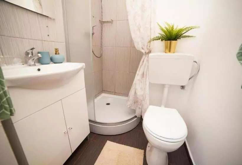 پانسیون Guesthouse Smart