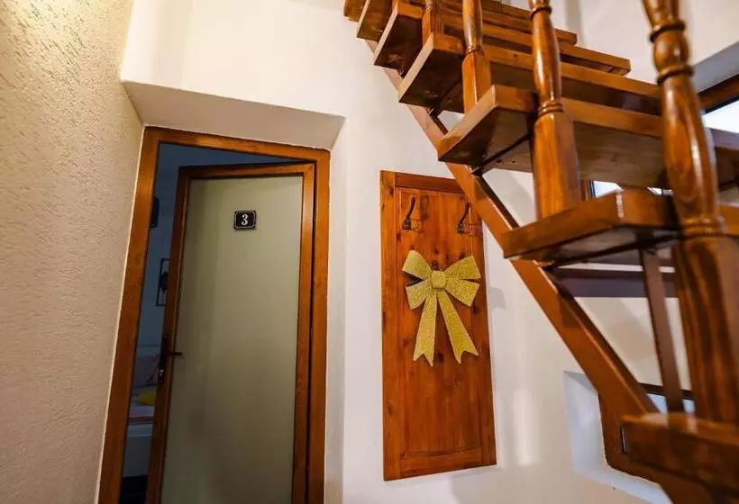ペンション Christian Residence