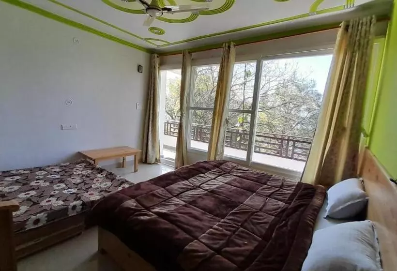 ペンション The Kiwi Shadow Guest House