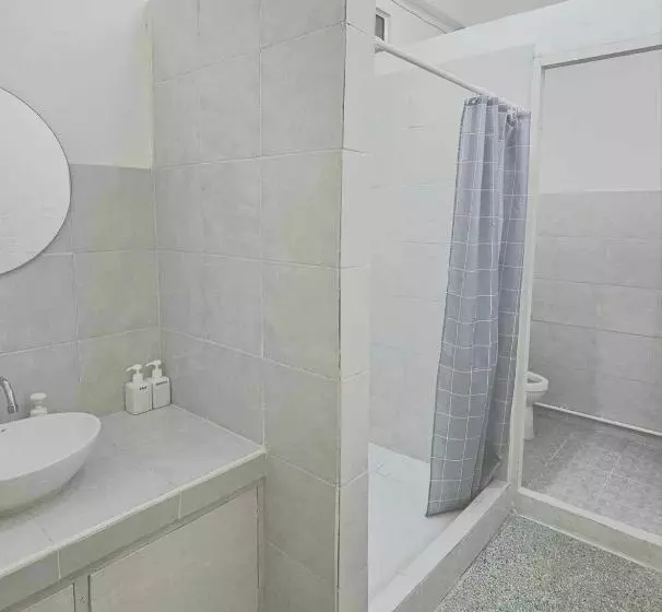 پانسیون W District Guesthouse