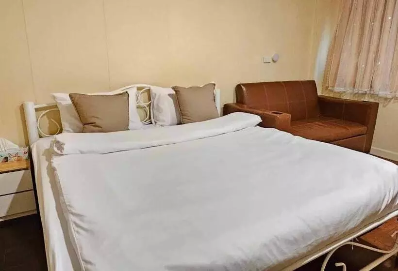 پانسیون W District Guesthouse