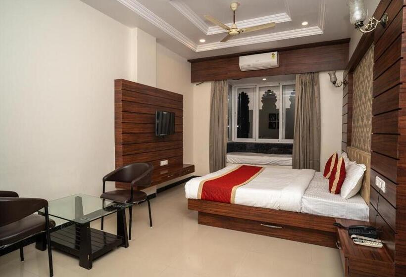 Tiger S Trail Hotel & Food Court