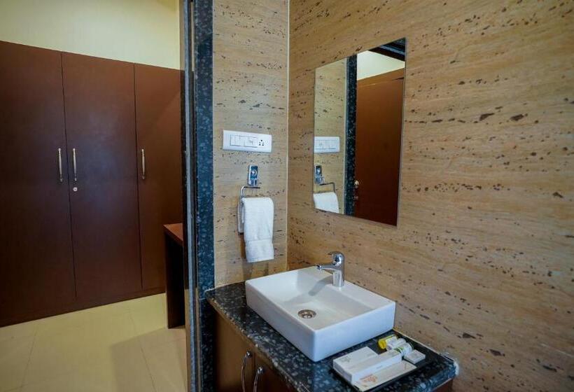 Tiger S Trail Hotel & Food Court