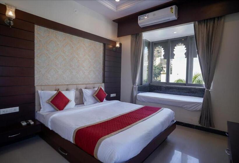 Tiger S Trail Hotel & Food Court