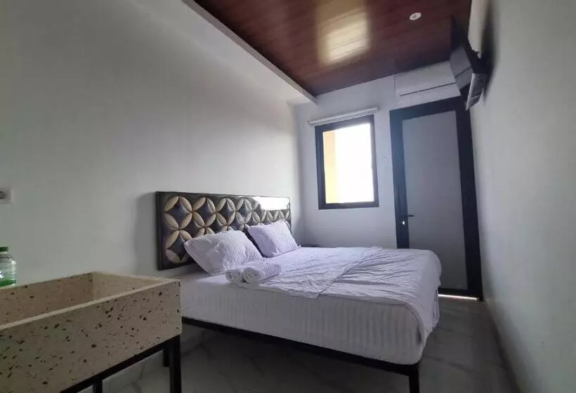 هاستل Batik Inn Semarang