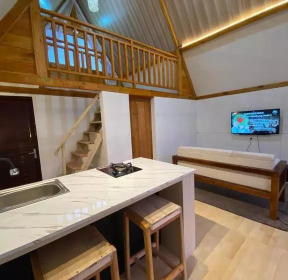 Retkeilymaja Martos Villa Dieng