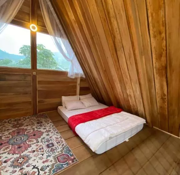 Retkeilymaja Martos Villa Dieng