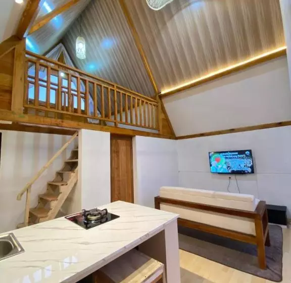 Retkeilymaja Martos Villa Dieng