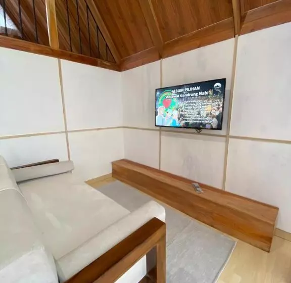 Retkeilymaja Martos Villa Dieng