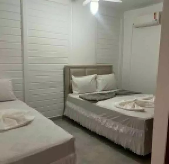 Retkeilymaja Pousada Casa Serra Alves Ll