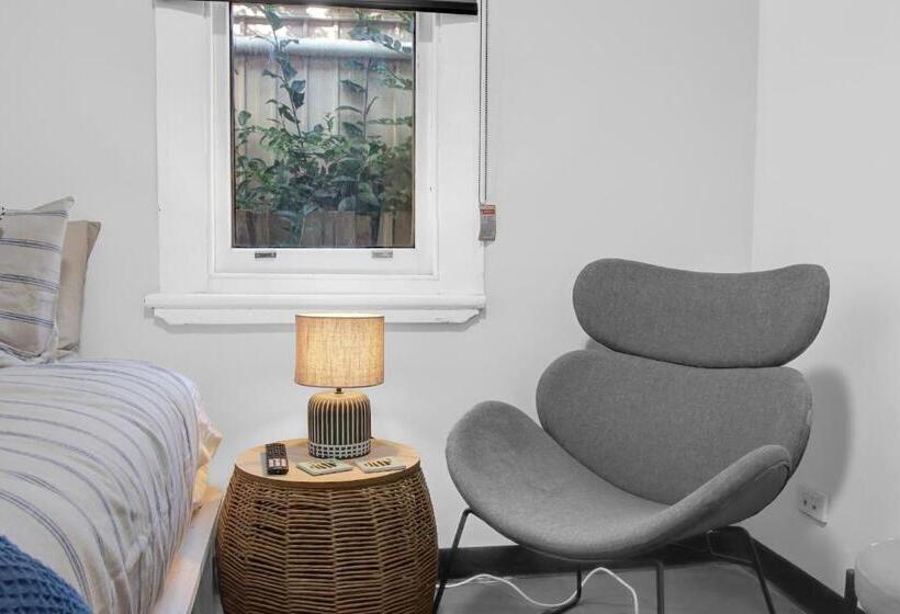 Общежитие Thomson Rest